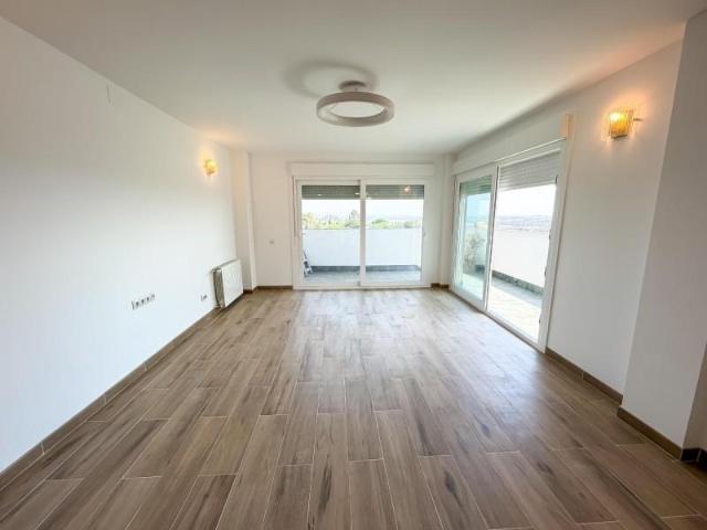 Piso en venta Tomares