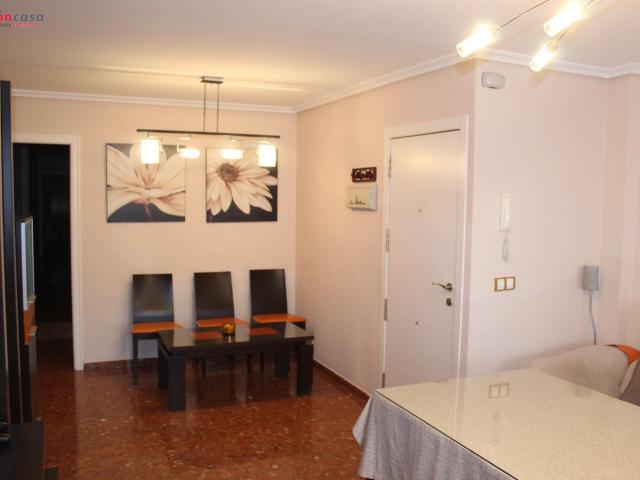 PISO EN VENTA ZONA DE SANTA ROSA