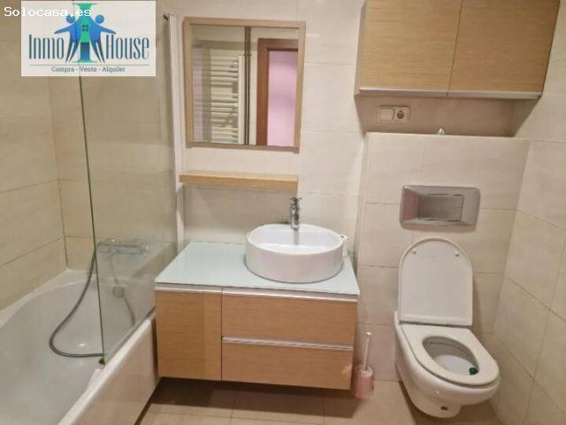 PISO EN VENTA ZONA FERIA