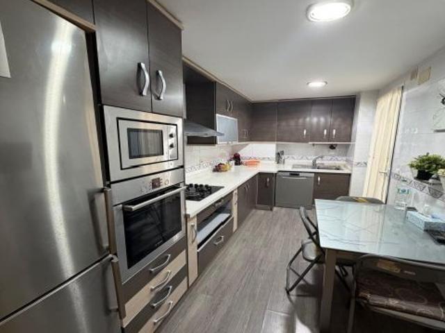 PISO EN VENTA ZONA LLANOS DEL ÁGUILA