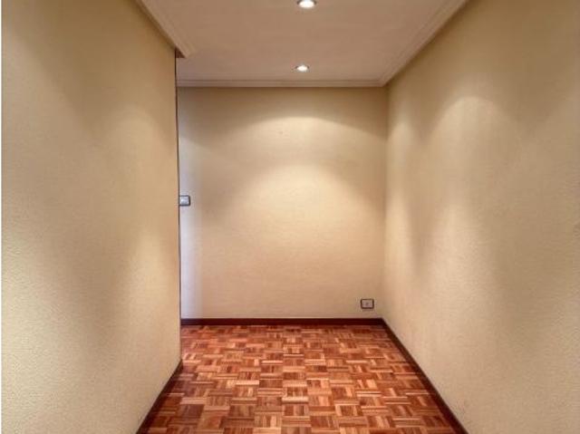 PISO EN VENTA 3 DORMITORIOS