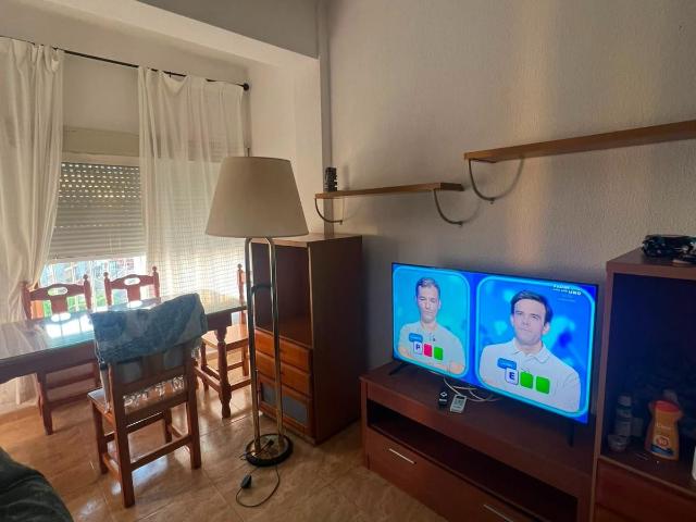 Piso en Zapillo Temporada Estudiantil