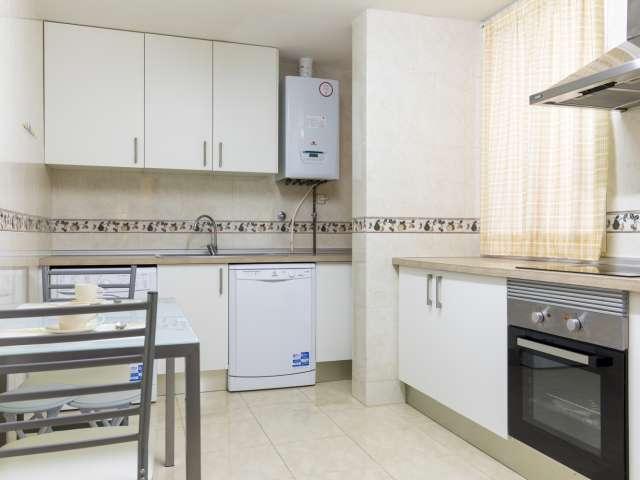 Piso entero de 3 habitaciones en Zaragoza, España