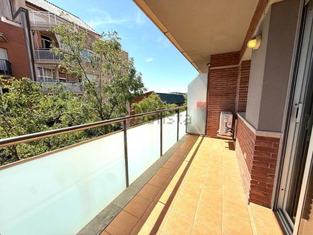Piso, Escoles, Terrassa