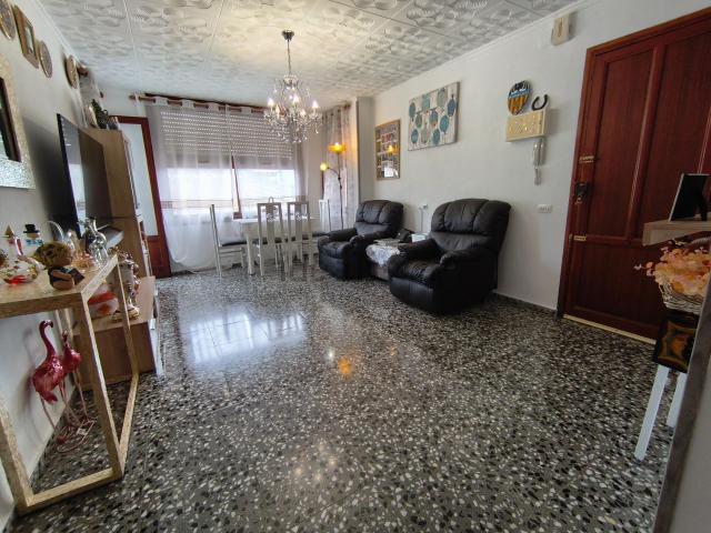 Piso, Eslida