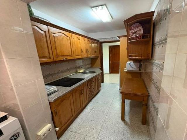 PISO ESTUDIANTES
