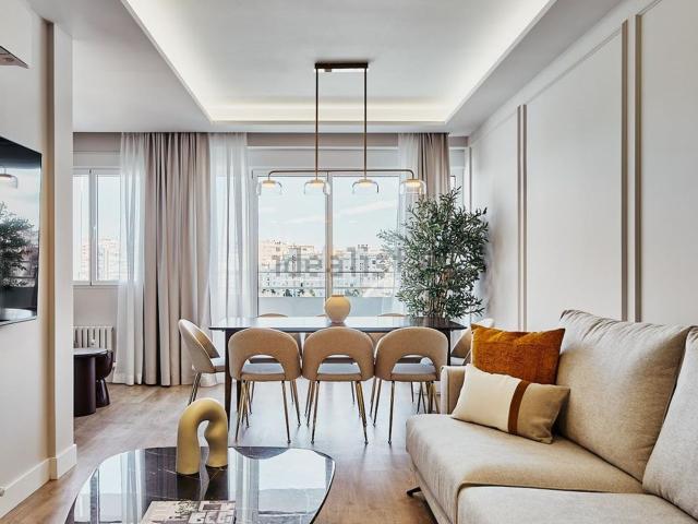 Piso, Fuente del Berro, Madrid