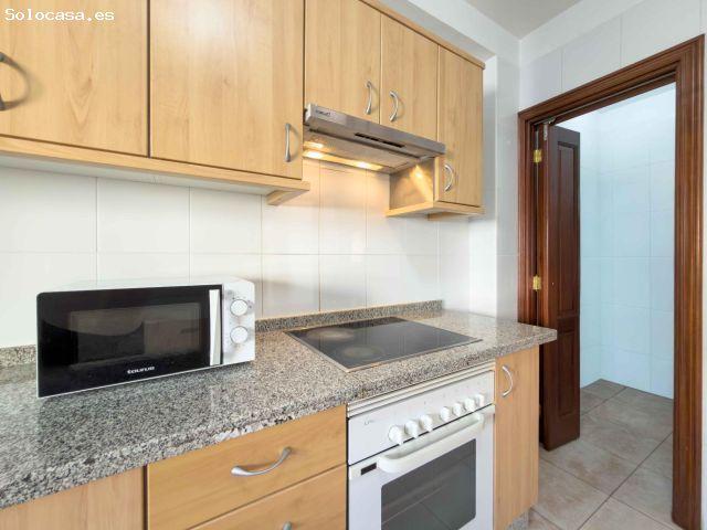 Piso familiar de 3 habitaciones y 2 baños con garaje en Barrio Salamanca – Santa Cruz