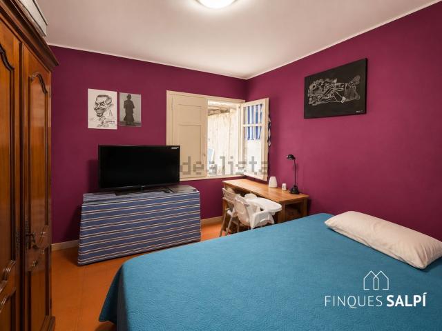 Piso, Figueres
