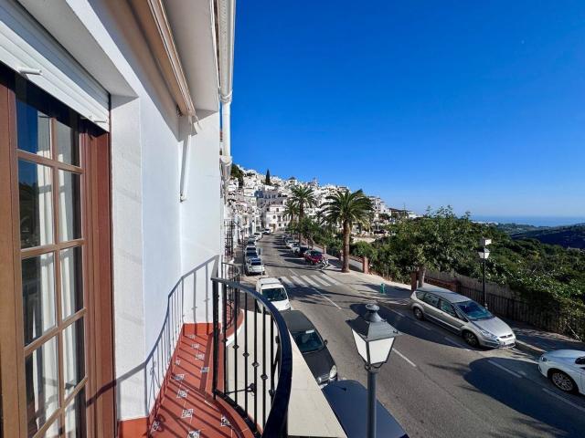 Piso, Frigiliana