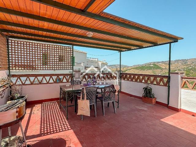 Piso, Frigiliana