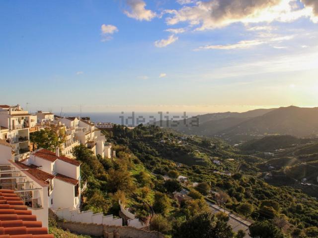 Piso, Frigiliana