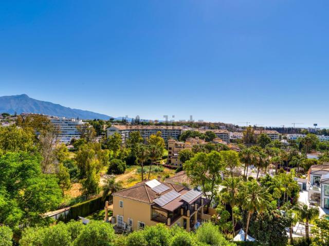 Piso, Guadalmina Alta, Marbella