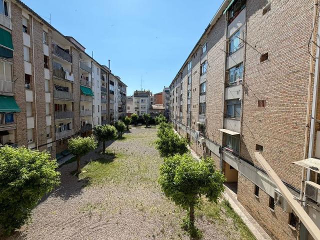 Piso, Girona