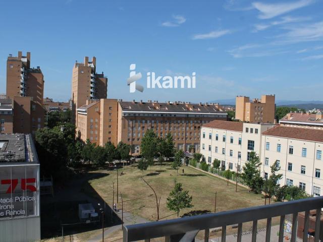 Piso, Girona