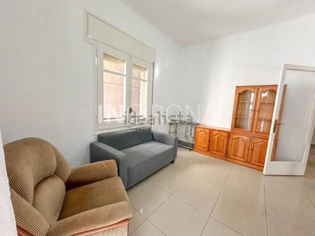 Piso, Girona