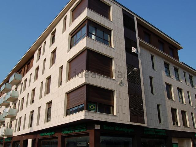 Piso, Girona