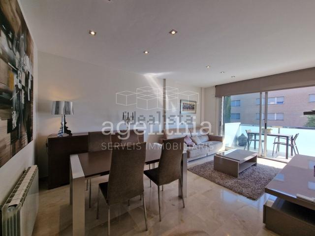 Piso, Girona