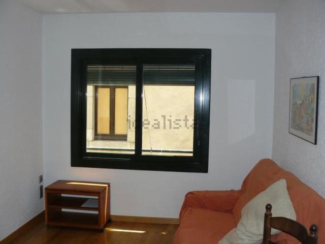 Piso, Girona