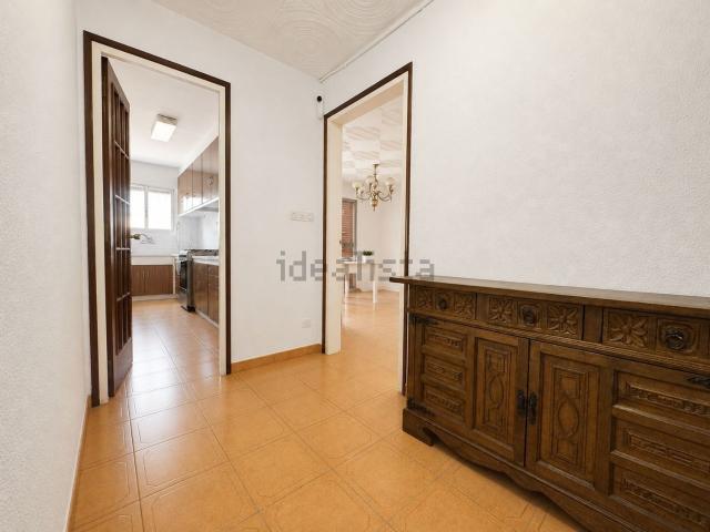 Piso, Girona