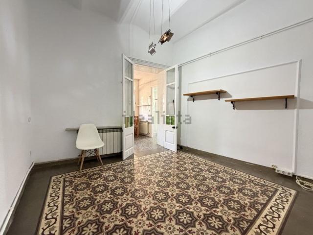 Piso, Girona