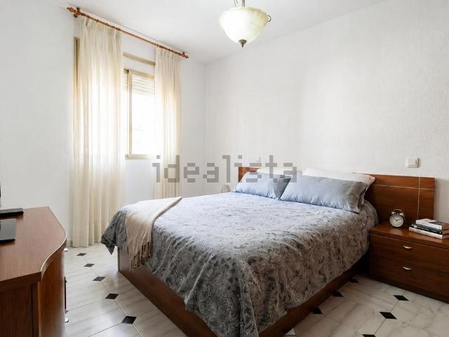 Piso, Granada