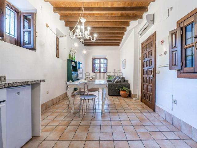 Piso, Granada
