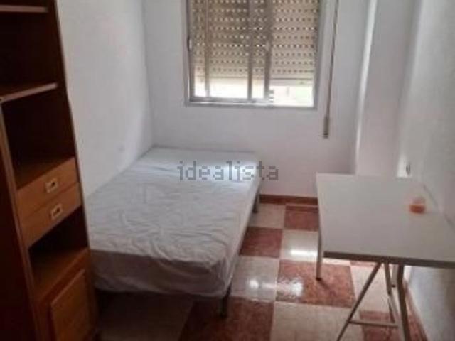 Piso, Granada