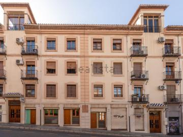 Piso, Granada