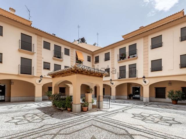 Piso, Granada