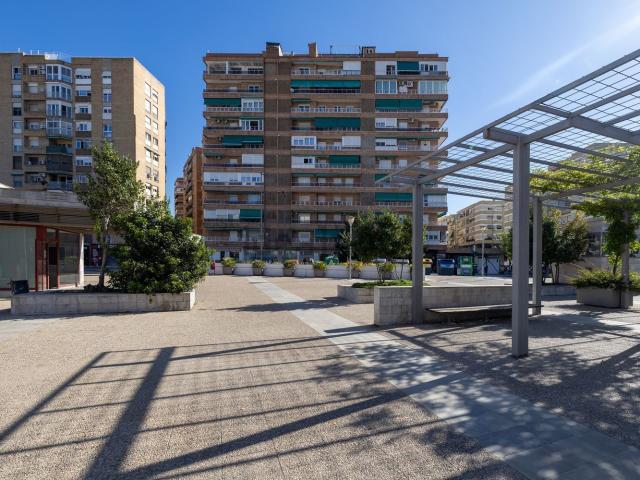 Piso, Granada