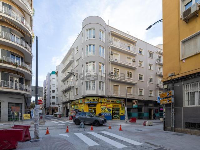 Piso, Granada