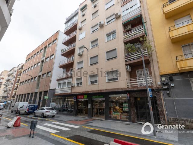 Piso, Granada