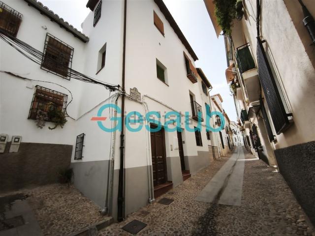 Piso, Granada