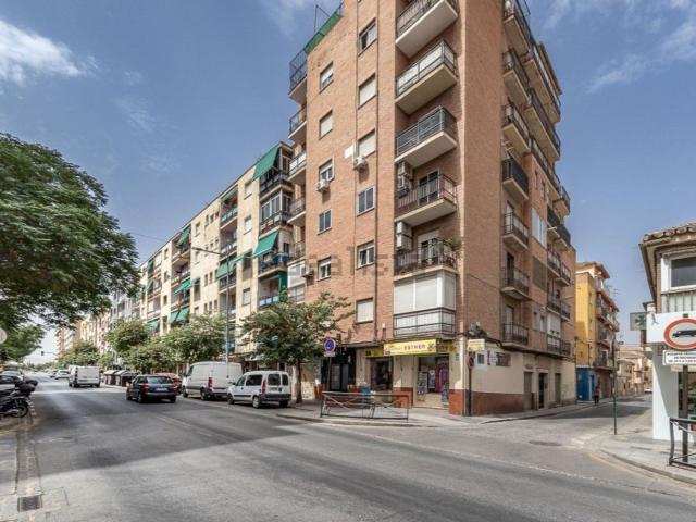 Piso, Granada