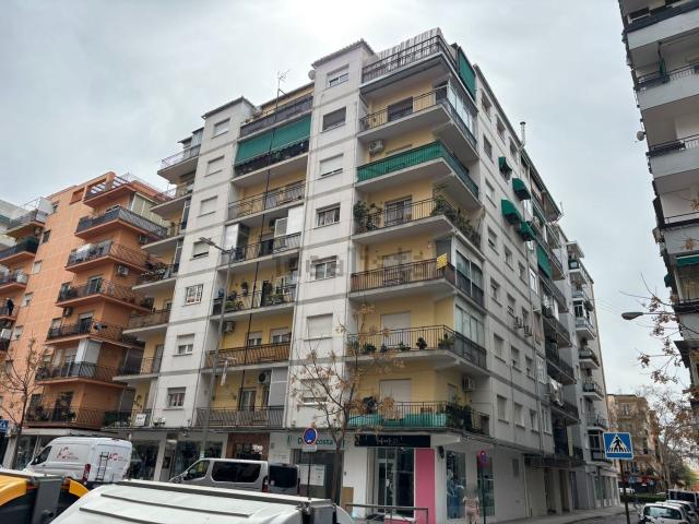 Piso, Granada