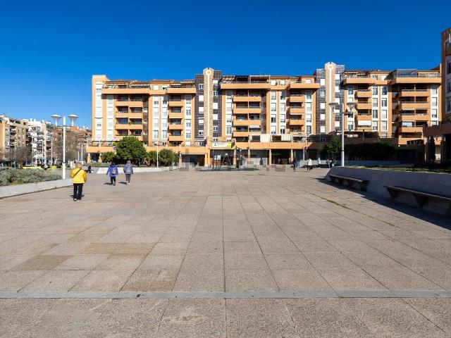 Piso, Granada