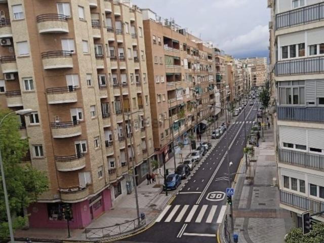 Piso, Granada