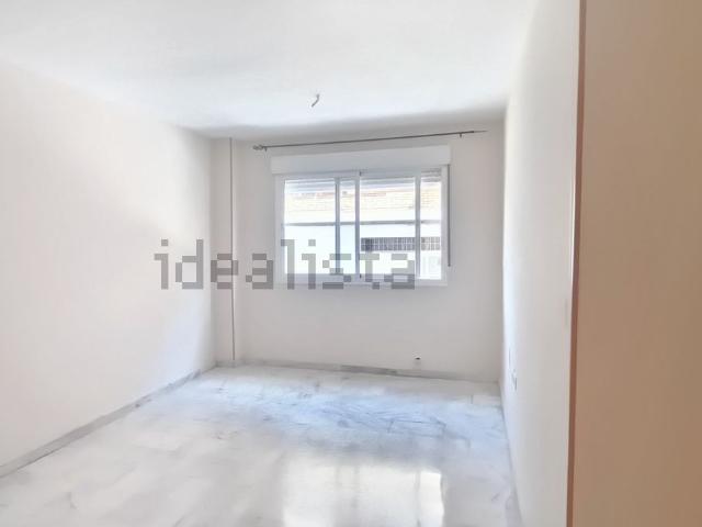 Piso, Huétor Vega