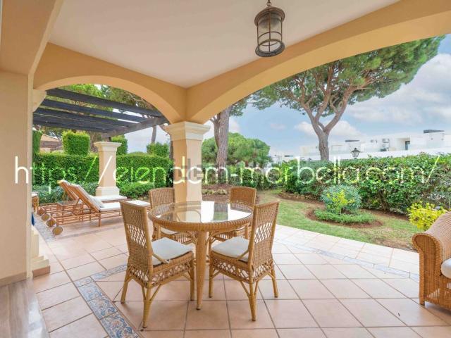 Piso, Hacienda Elviria, Marbella