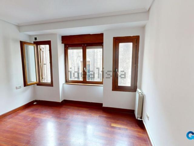 Piso, Hernani