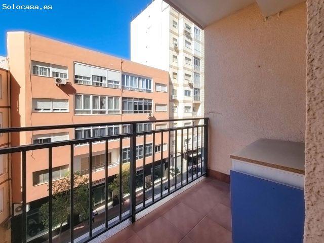 ¡Piso ideal para estudiantes! 4 dormitorios, 2 baños, céntrico y bien comunicado