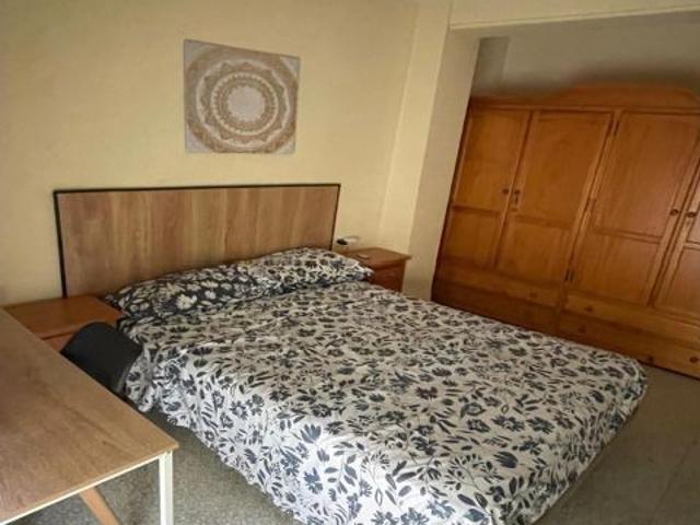 ¡PISO IDEAL PARA ESTUDIANTES EN GRANADA!