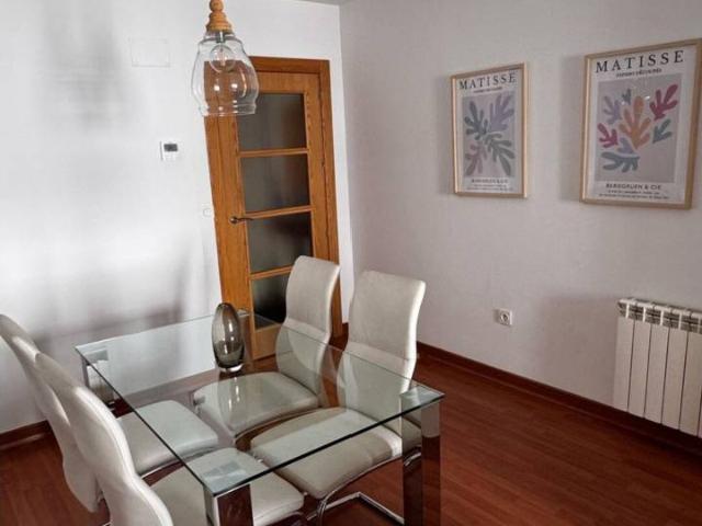 PISO IDEAL PARA PAREJAS DE 2 DORMITORIOS/ PLAZA DE GARAJE /ZONA TRANQUILA