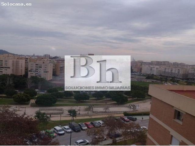 Piso junto al Hospital Carlos Haya