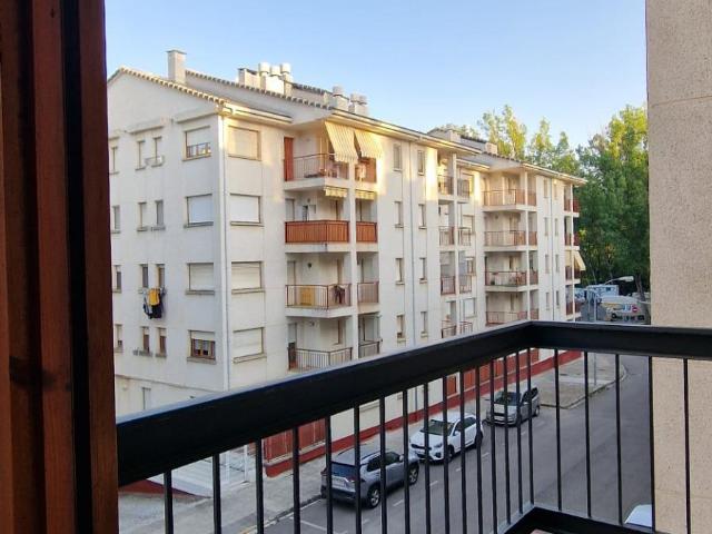 Piso Jaca Membrilleras 850€ MES Ref. ALQTEM 9010 MEM02