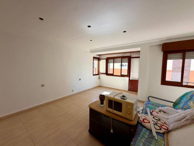 PISO LUMINOSO EN VENTA EN ONDA