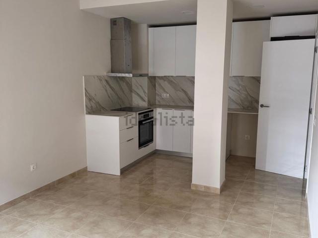 Piso, L&apos Aldea
