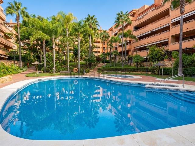 Piso, La Carolina Guadalpín, Marbella