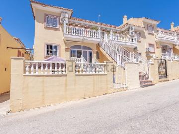 Piso, Las Filipinas, Orihuela